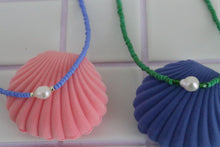 Load image into Gallery viewer, Sunny Beaded Necklace