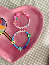 Load image into Gallery viewer, Mixed Name Bracelet