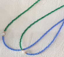 Load image into Gallery viewer, Colour Block Beaded Necklace
